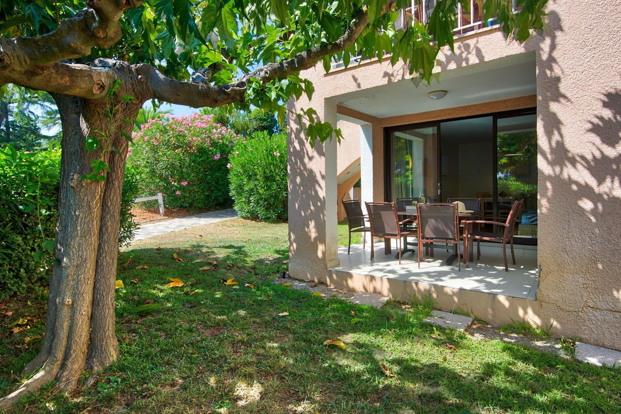 Residence Pierre & Vacances Les Parcs De Grimaud Ngoại thất bức ảnh