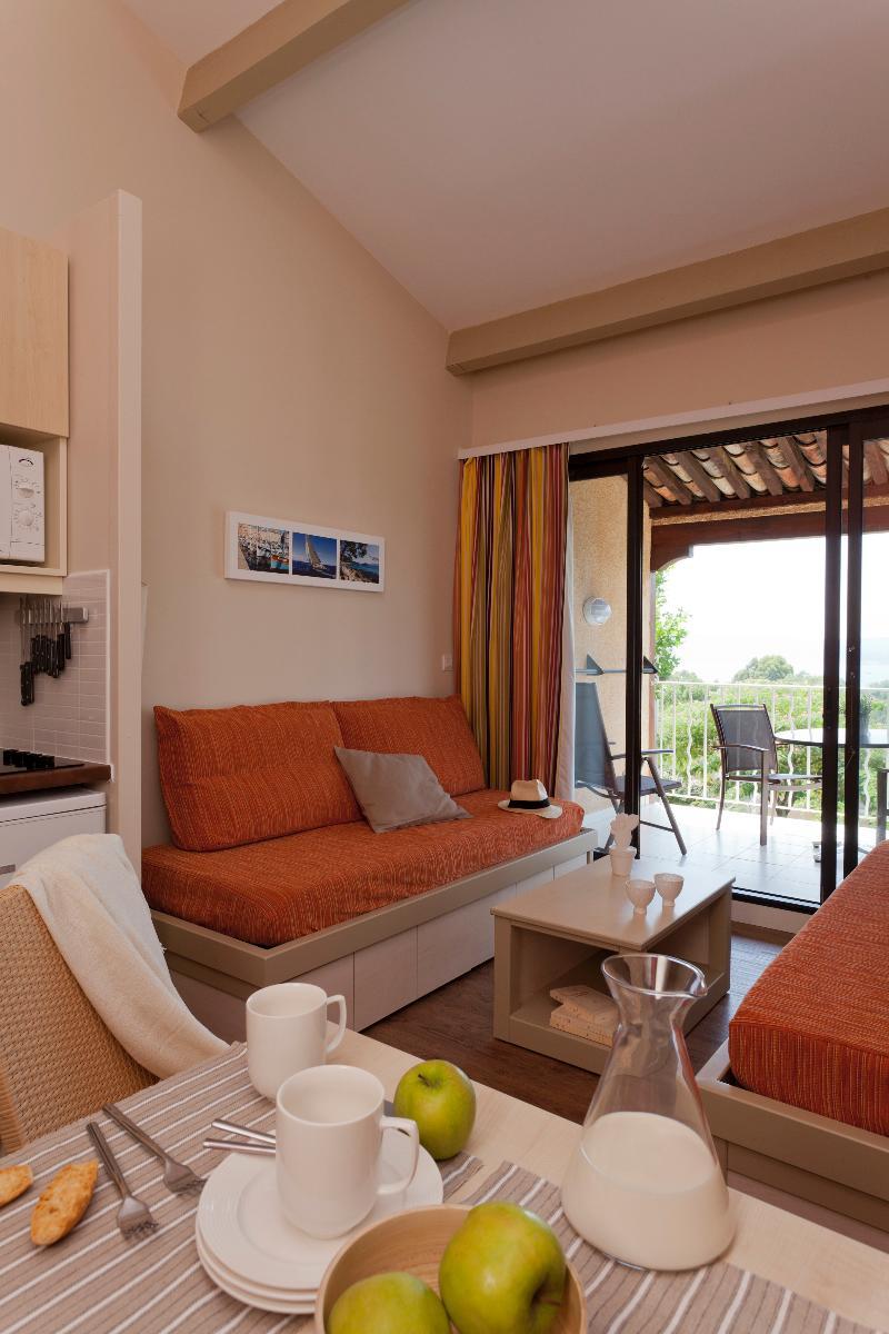 Residence Pierre & Vacances Les Parcs De Grimaud Ngoại thất bức ảnh