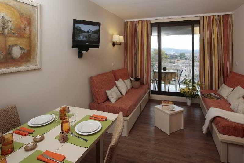 Residence Pierre & Vacances Les Parcs De Grimaud Ngoại thất bức ảnh